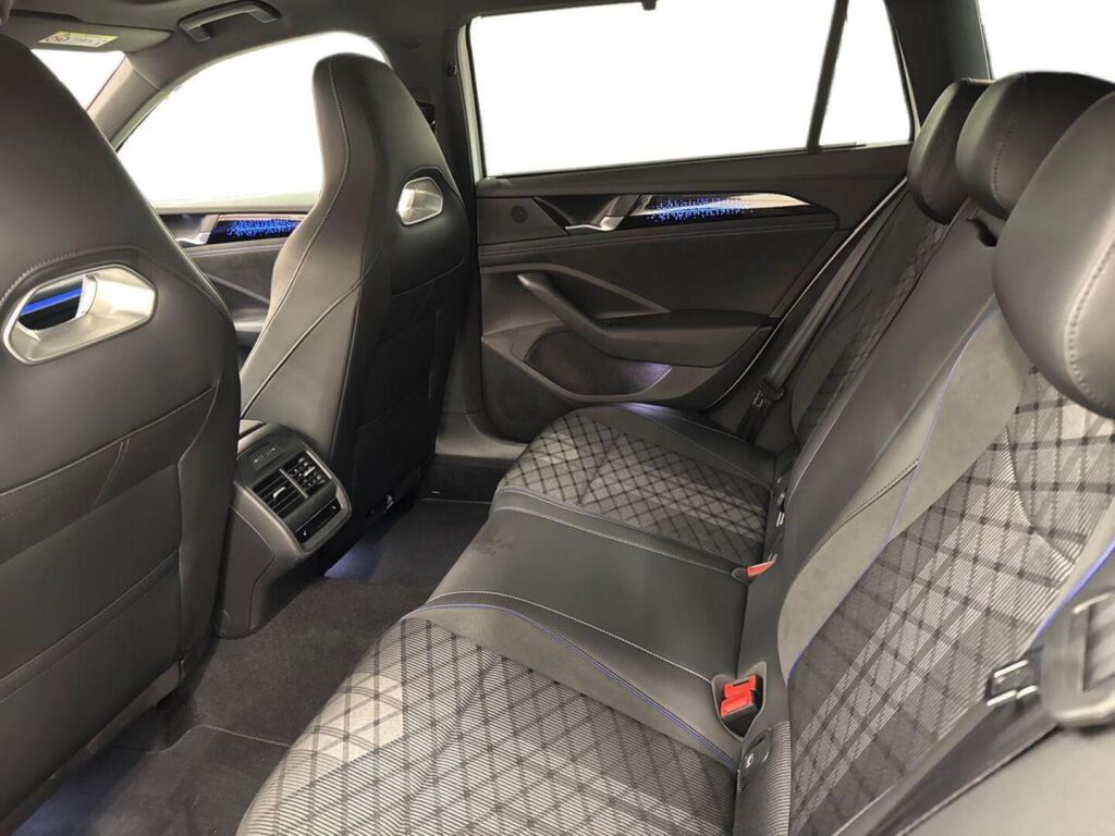Volkswagen Passat 2025 