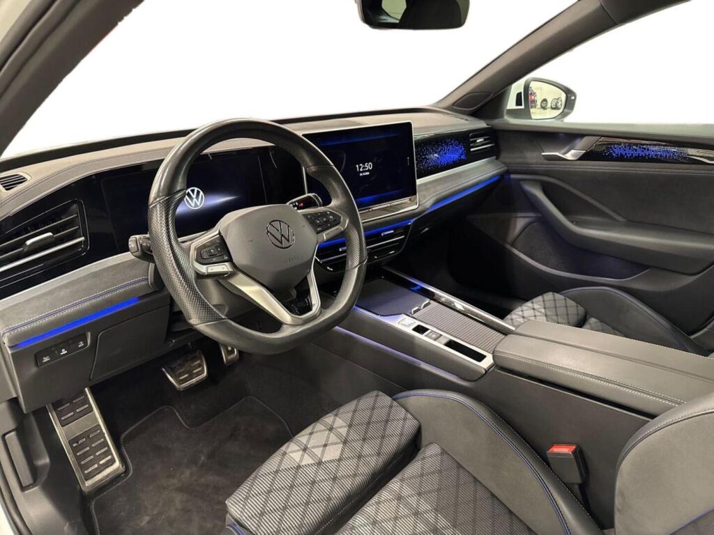 Volkswagen Passat 2025 
