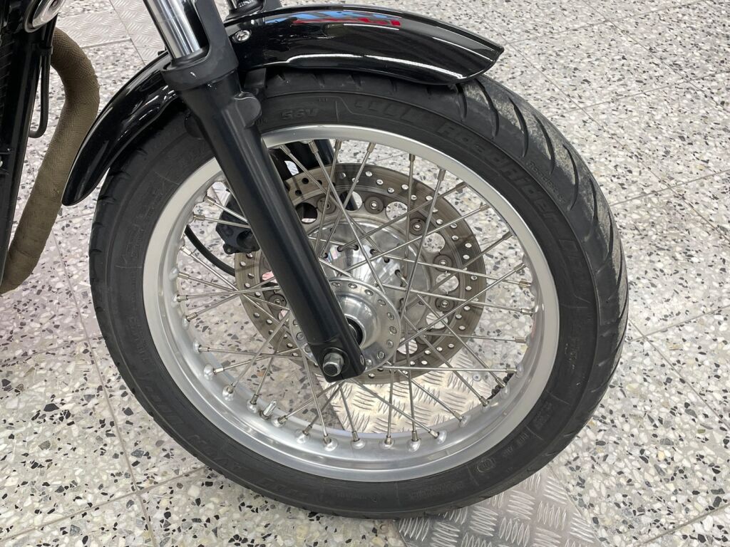 Triumph Thruxton 2005 Musta