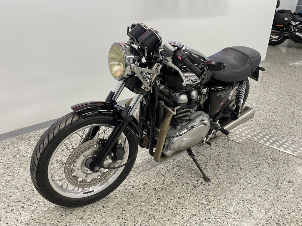 Triumph Thruxton 2005 Musta