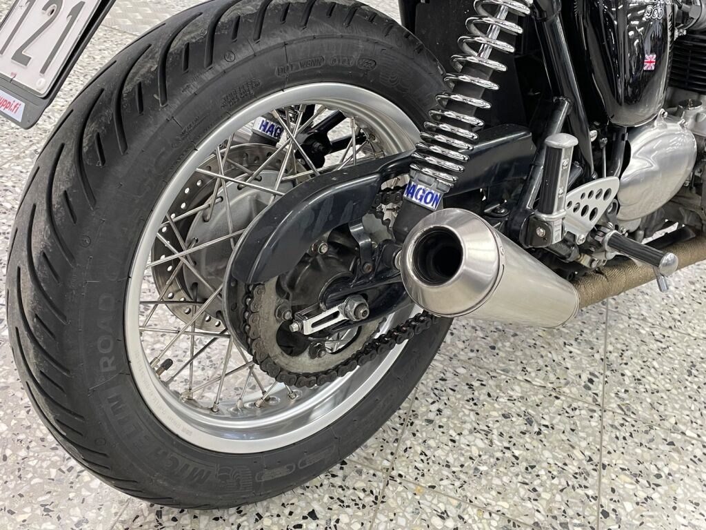 Triumph Thruxton 2005 Musta