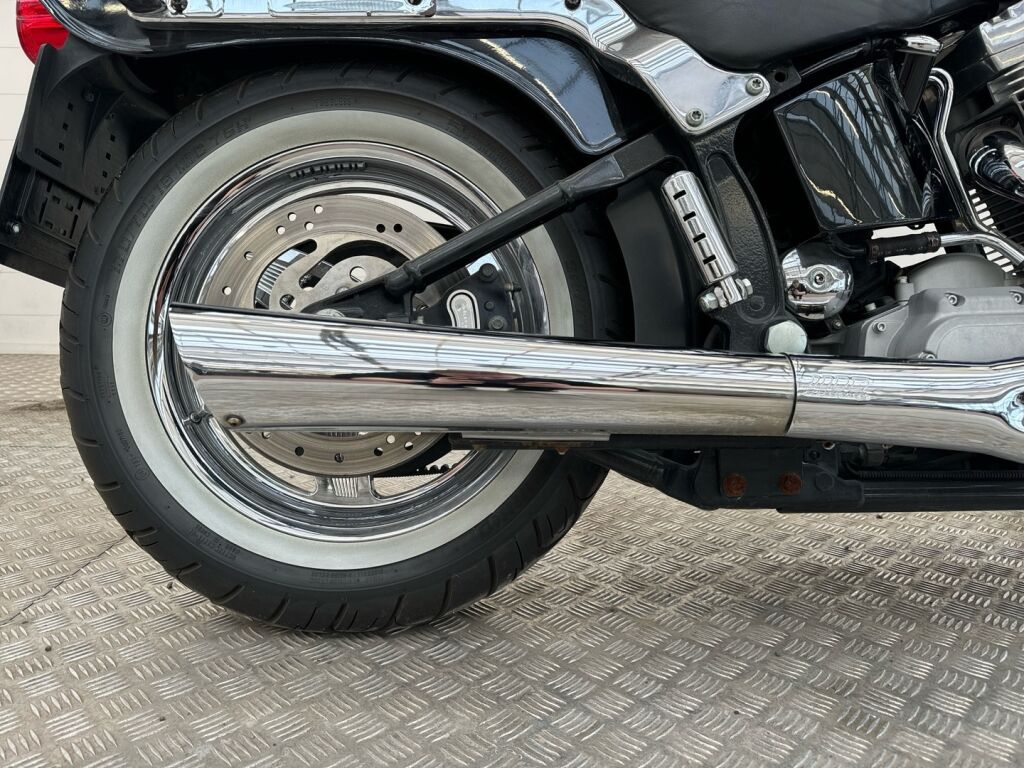 Harley-davidson SOFTAIL 2003 MH V 22 ML