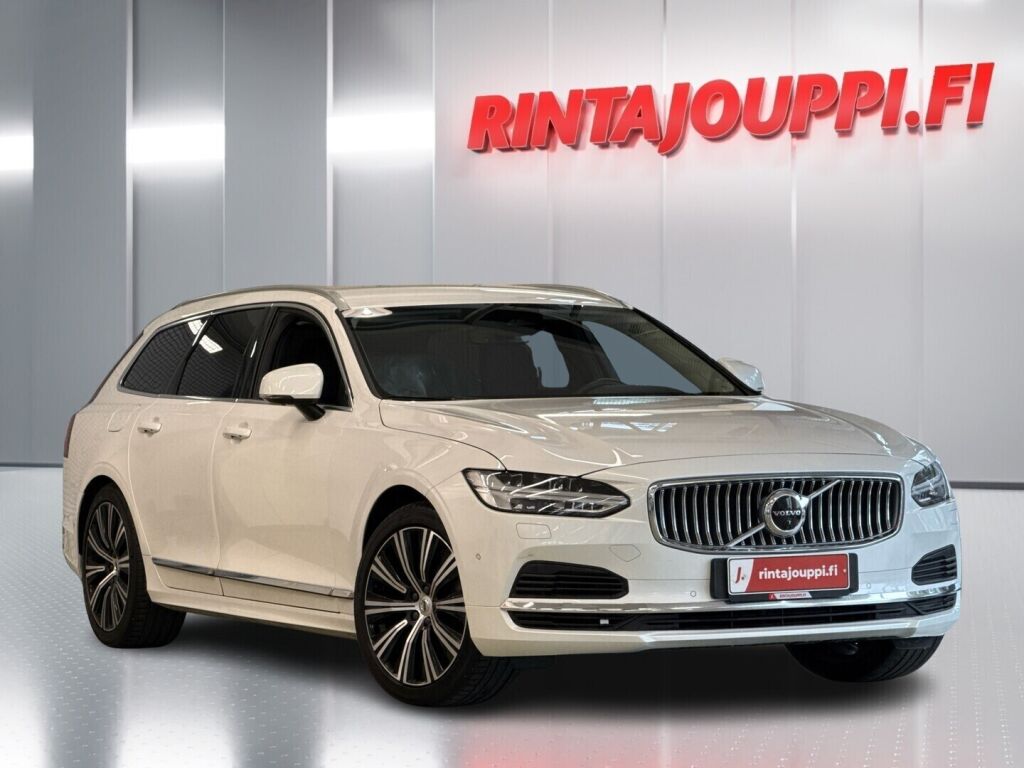 Volvo V90 2023 