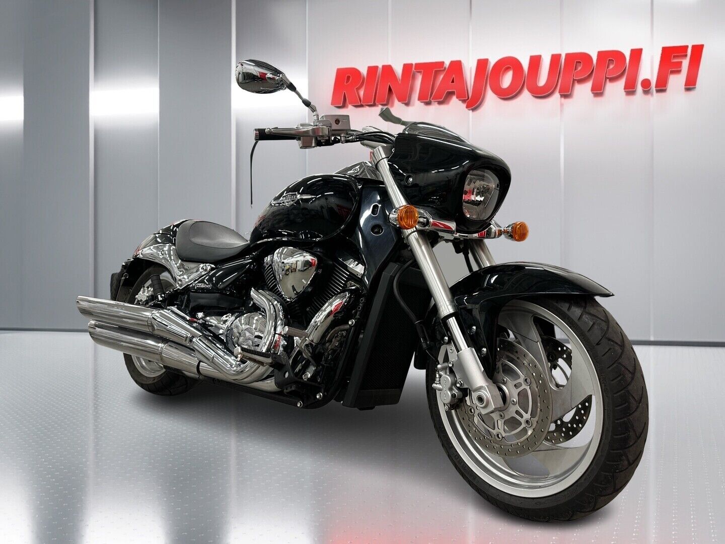 Suzuki INTRUDER