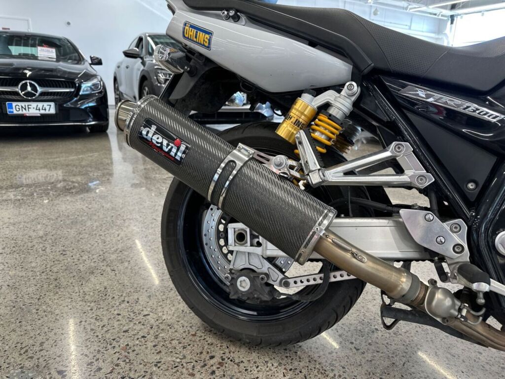 Yamaha XJR 2008 9