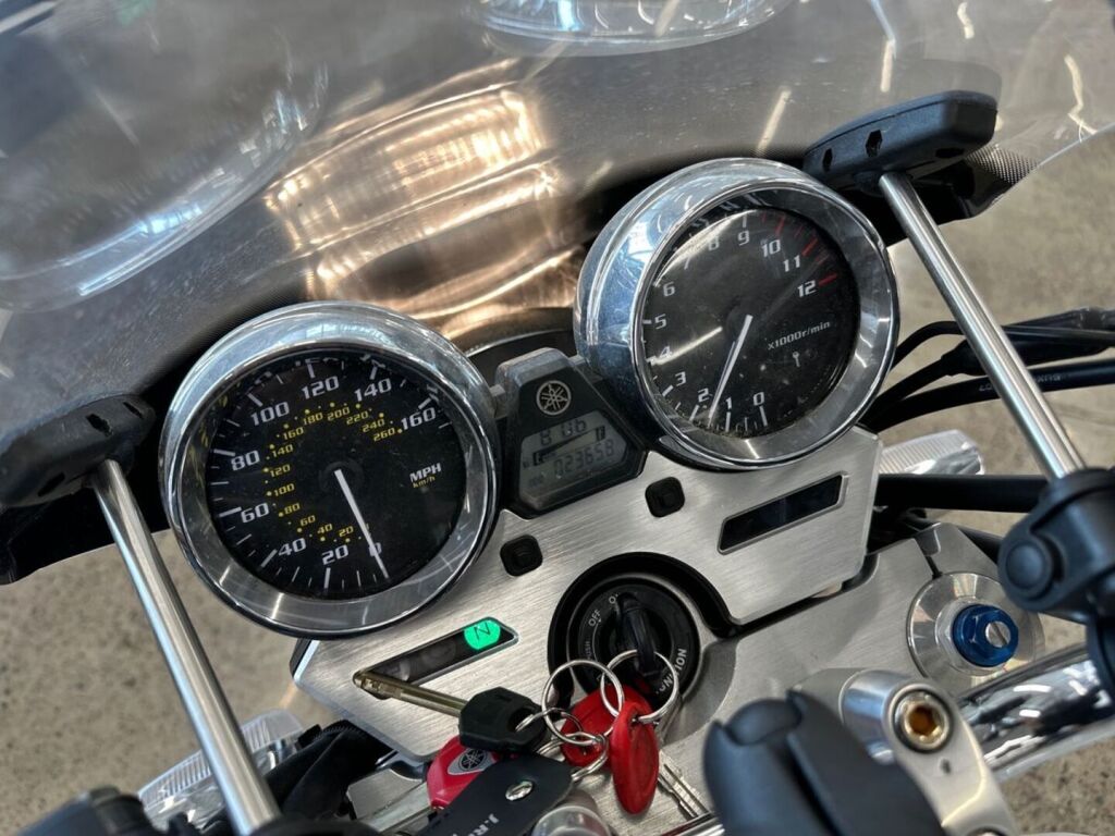 Yamaha XJR 2008 9