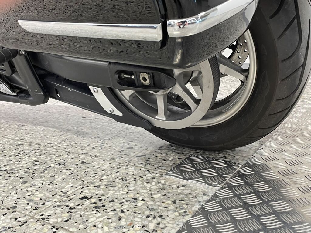 Yamaha XVS 2009 Musta
