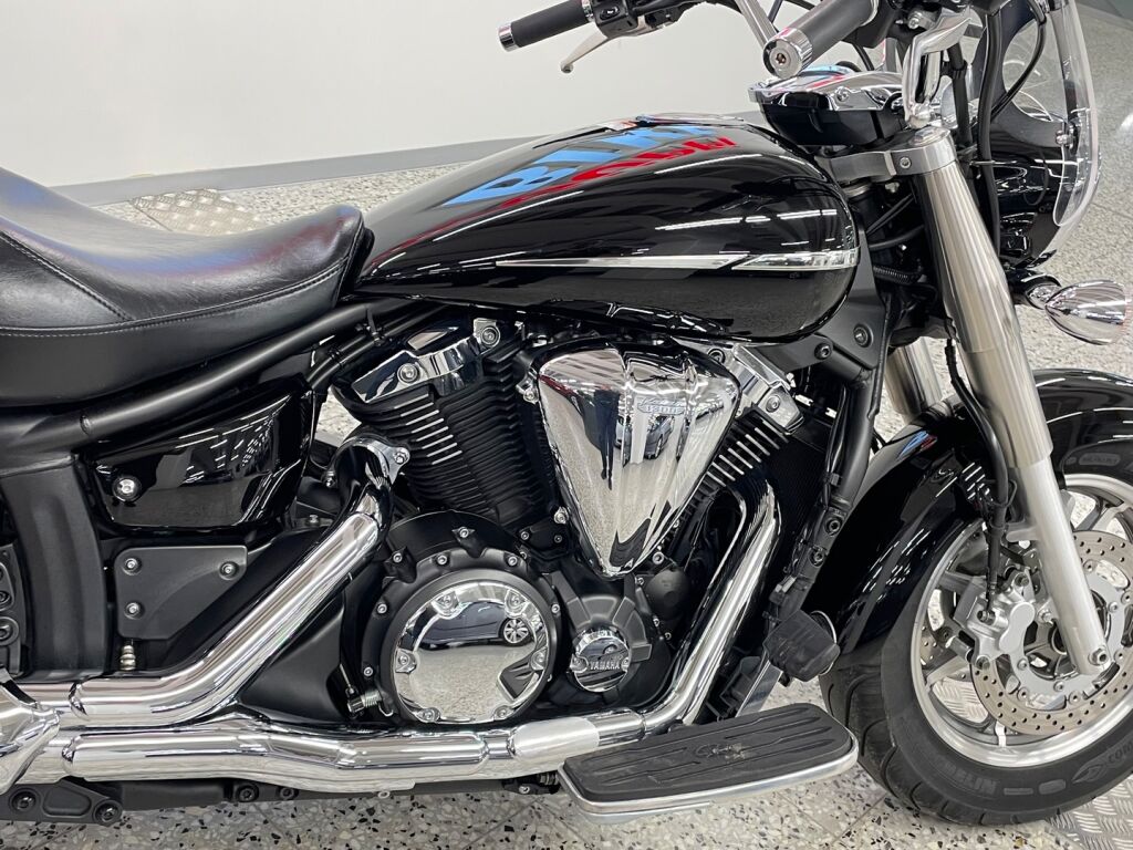 Yamaha XVS 2009 Musta