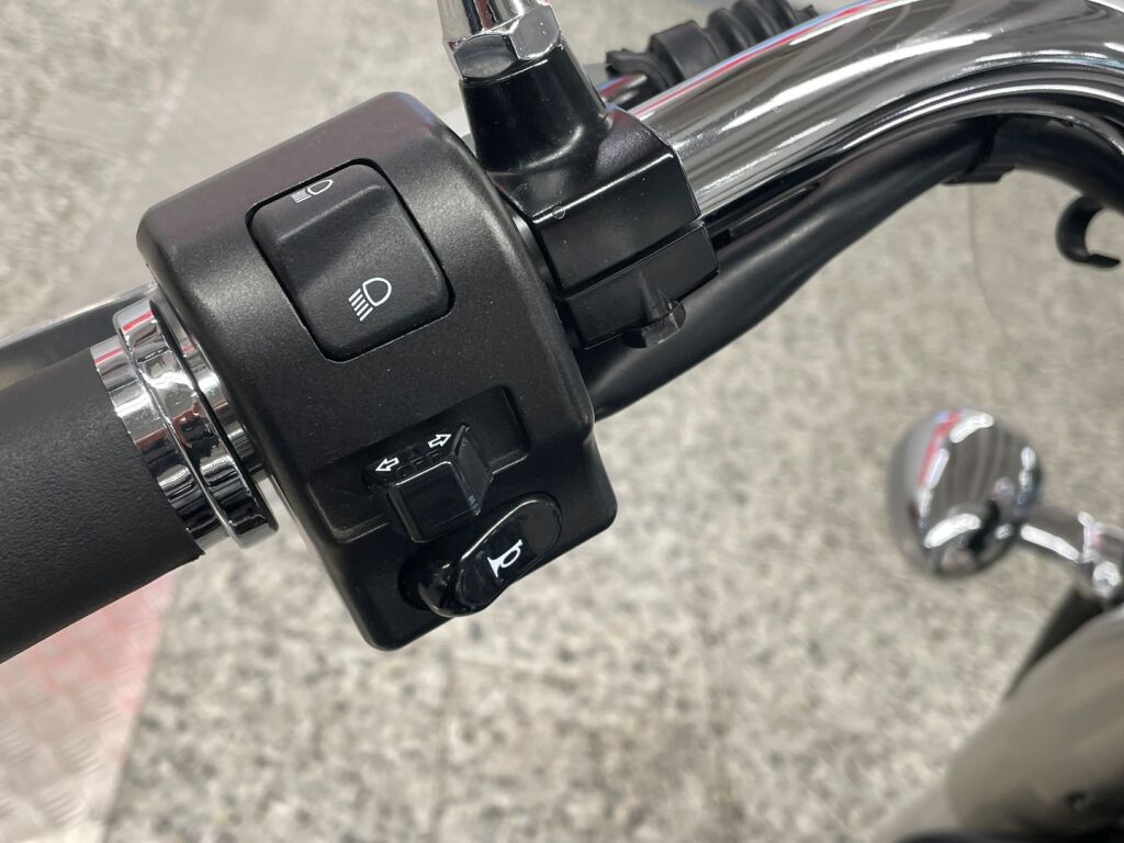 Yamaha XVS 2009 Musta