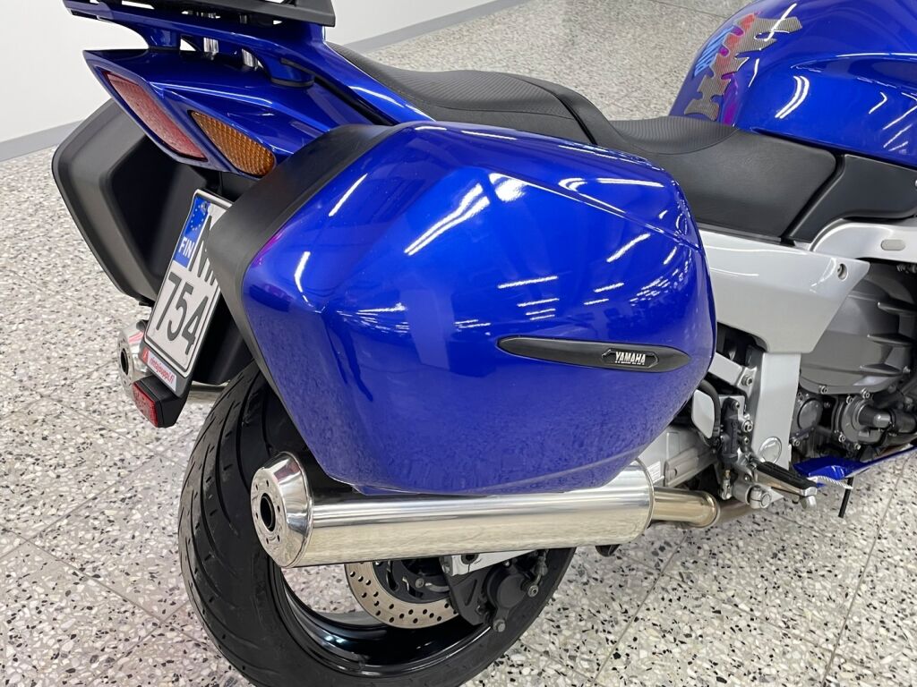 Yamaha FJR 2004 Sininen