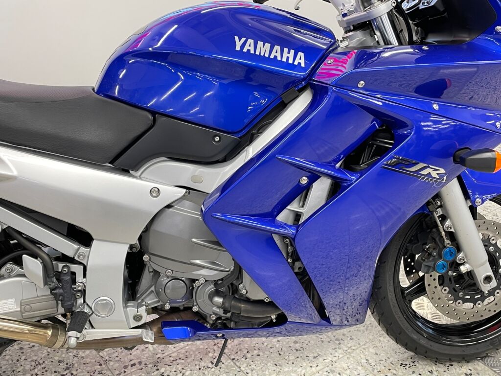 Yamaha FJR 2004 Sininen