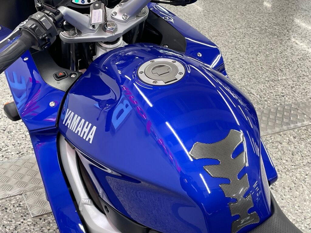 Yamaha FJR 2004 Sininen