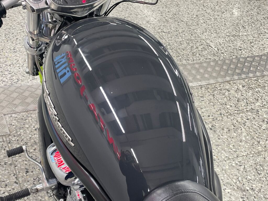 Harley-davidson VRSC 2002 