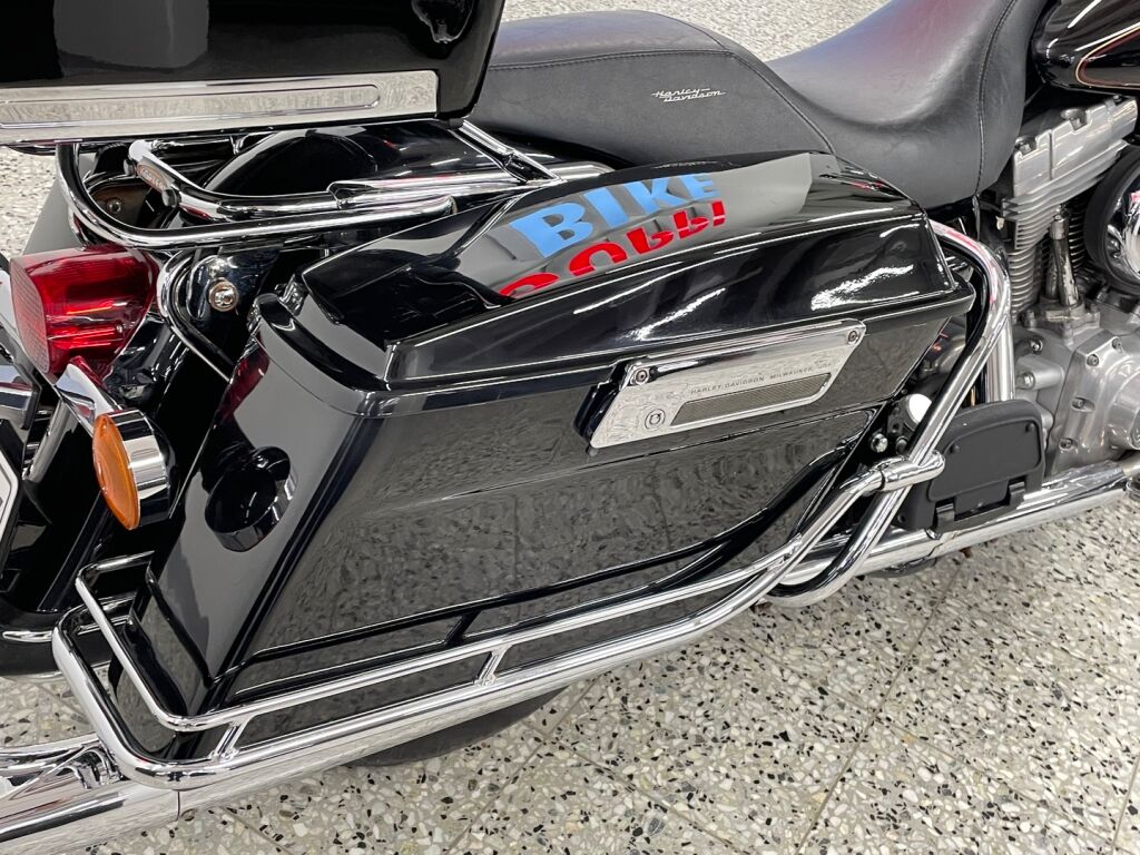 Harley-davidson Touring 2002 Musta