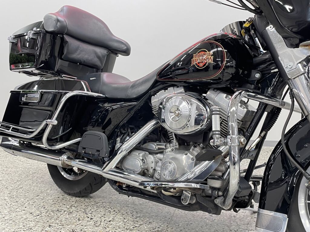 Harley-davidson Touring 2002 Musta