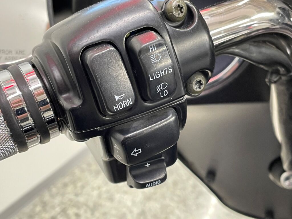 Harley-davidson Touring 2002 Musta