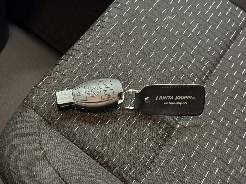 Mercedes-Benz Vito 2023 