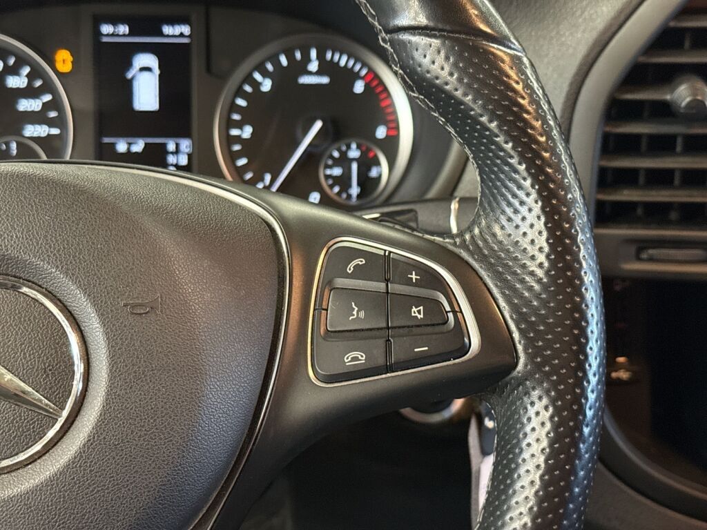 Mercedes-Benz Vito 2023 