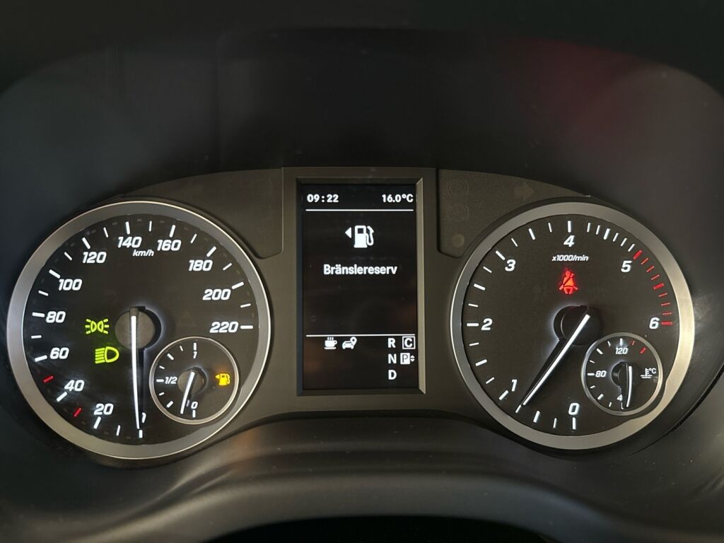 Mercedes-Benz Vito 2023 