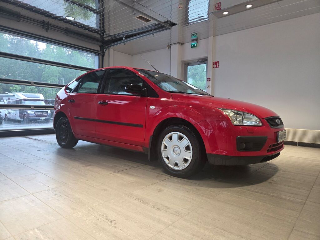 Ford Focus 2006 Punainen