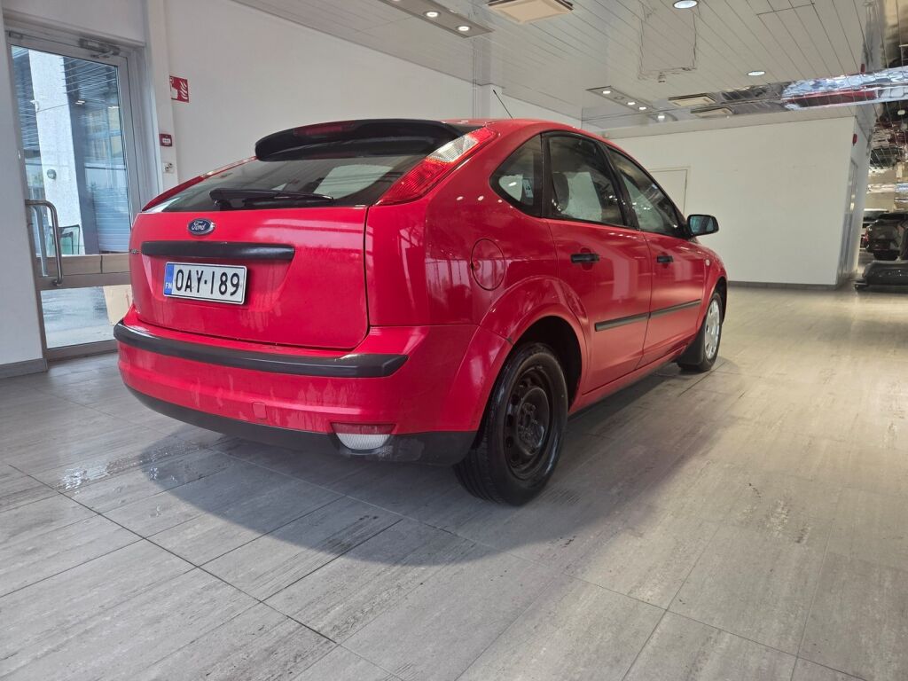 Ford Focus 2006 Punainen