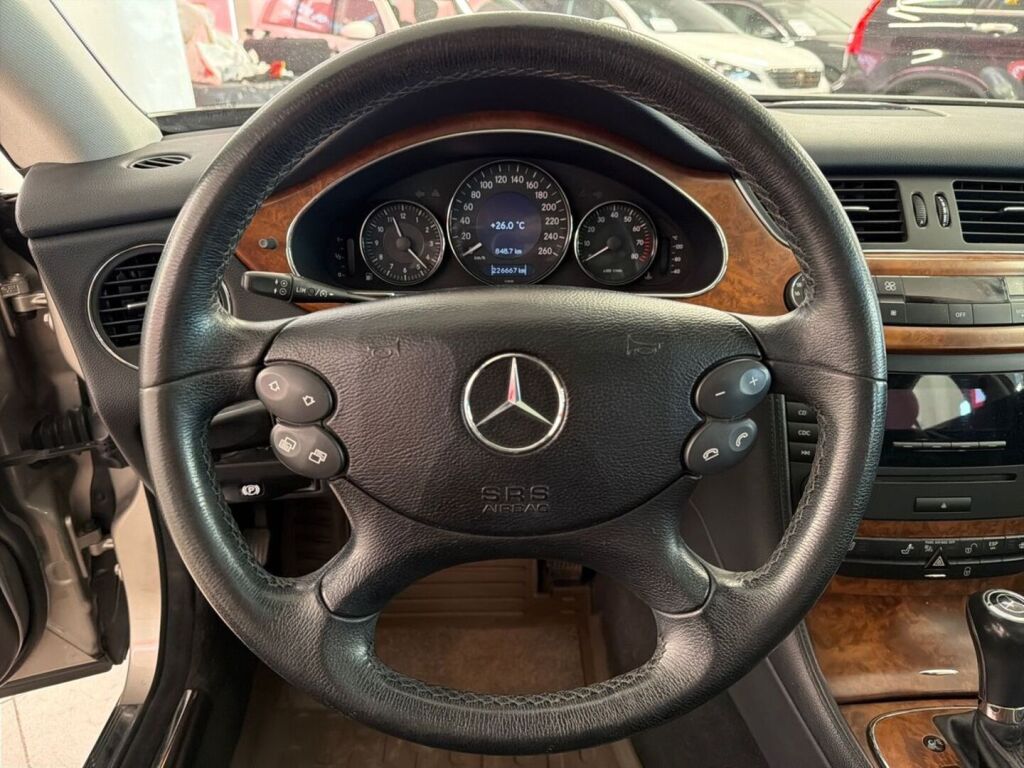 Mercedes-Benz CLS 2008 Harmaa