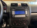 Volkswagen Golf 2008 Punainen
