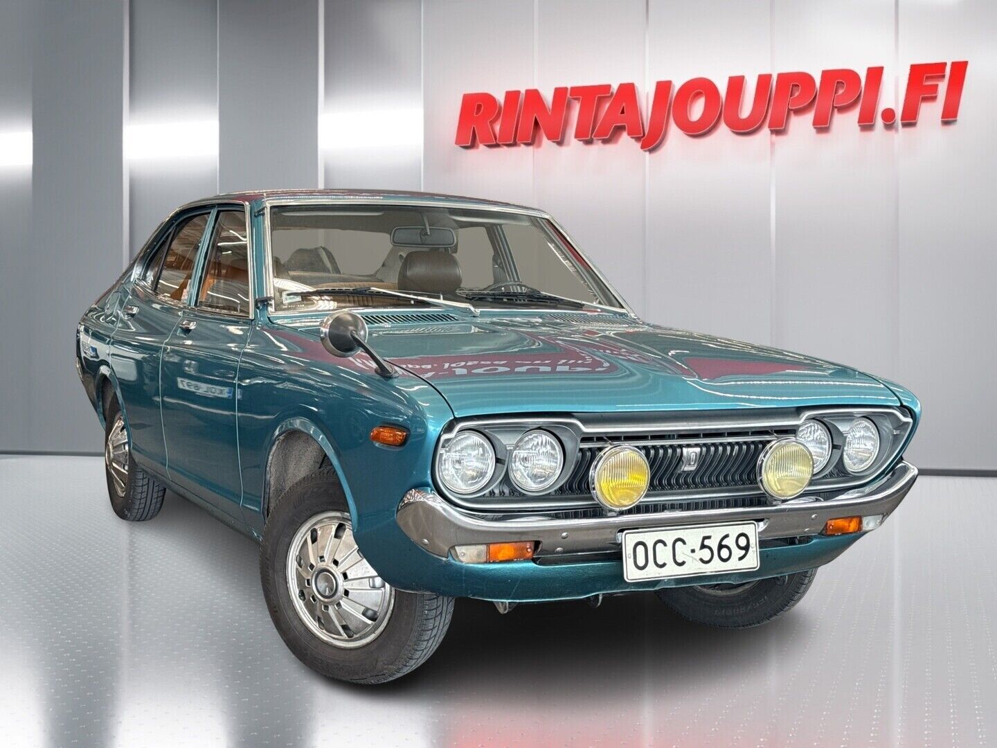 Vihreä Datsun 160J