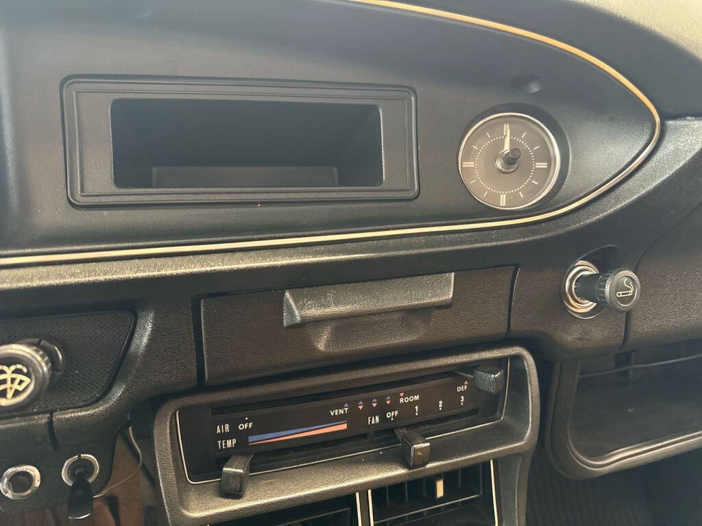 Datsun 160J 1975 Vihreä