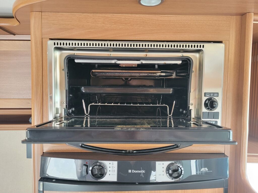 Kabe Travel Master 750 T 2009 Valkoinen
