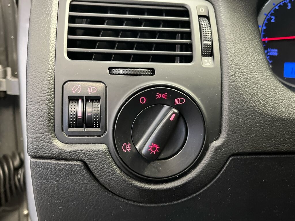 Volkswagen Golf Variant 2006 Harmaa