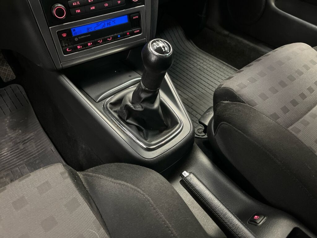 Volkswagen Golf Variant 2006 Harmaa