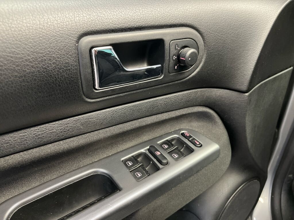 Volkswagen Golf Variant 2006 Harmaa