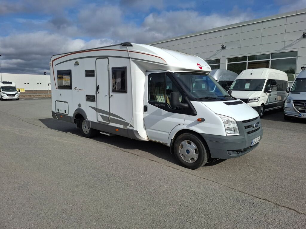 Bürstner Nexxo T660 2009 Valkoinen