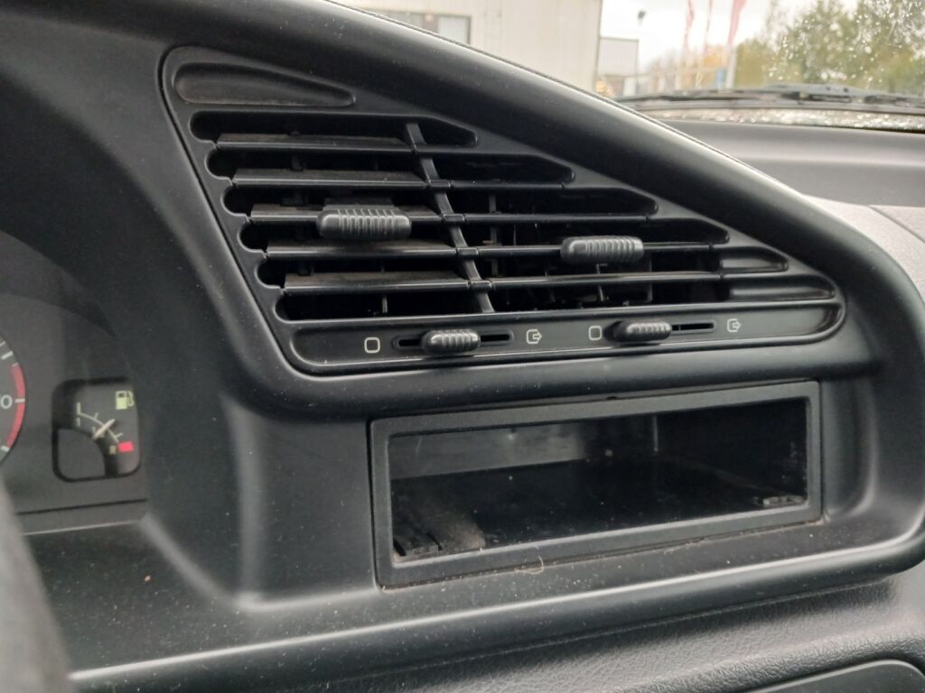 Peugeot Partner 1998 Valkoinen