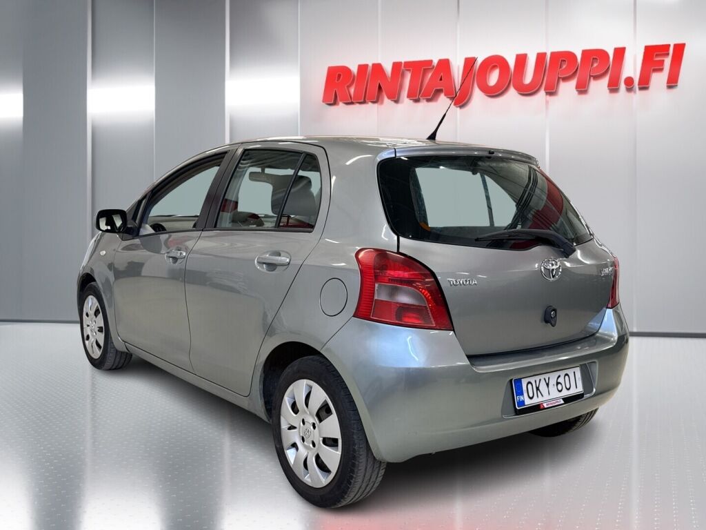 Toyota Yaris 2006 Hopea