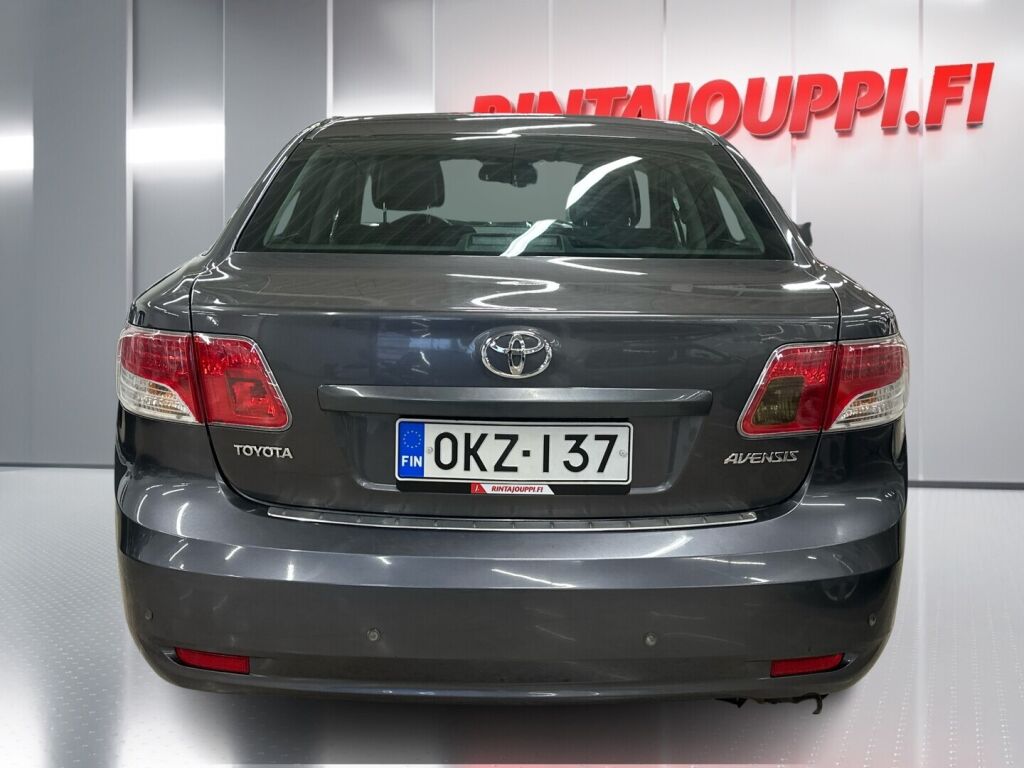 Toyota Avensis 2010 Harmaa