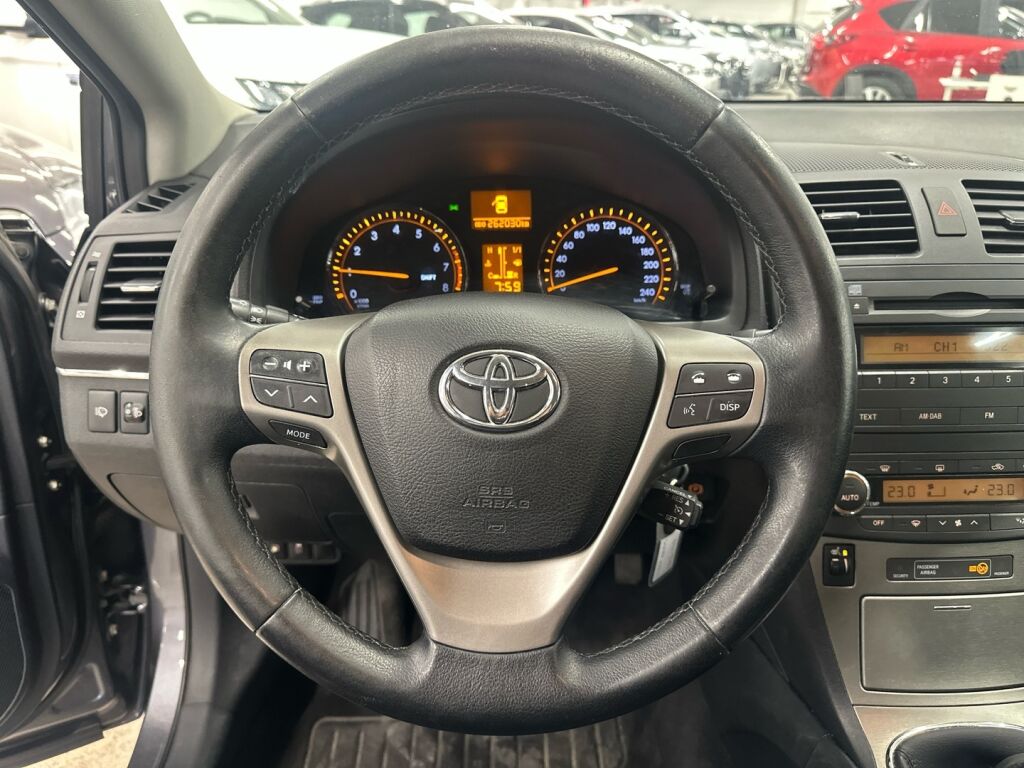 Toyota Avensis 2010 Harmaa