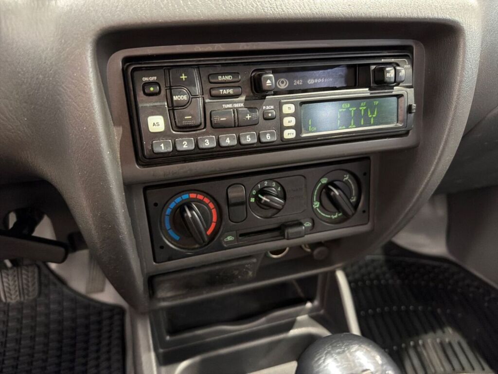 Mazda B2500 2002 