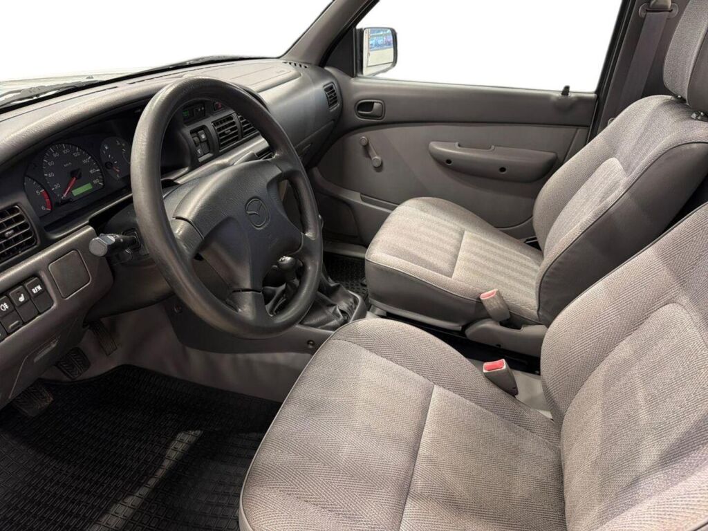 Mazda B2500 2002 