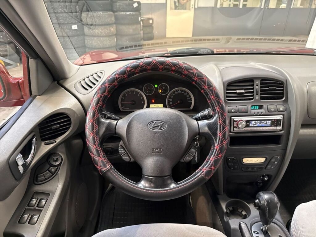 Hyundai Santa Fe 2006 Punainen