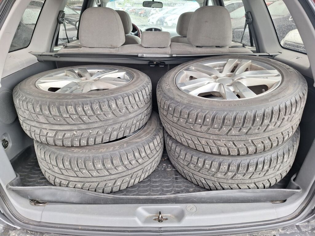 Hyundai Santa Fe 2006 Punainen