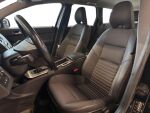 Volvo V50 2010 Musta