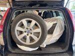 Volvo V50 2010 Musta
