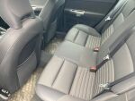Volvo V50 2010 Musta