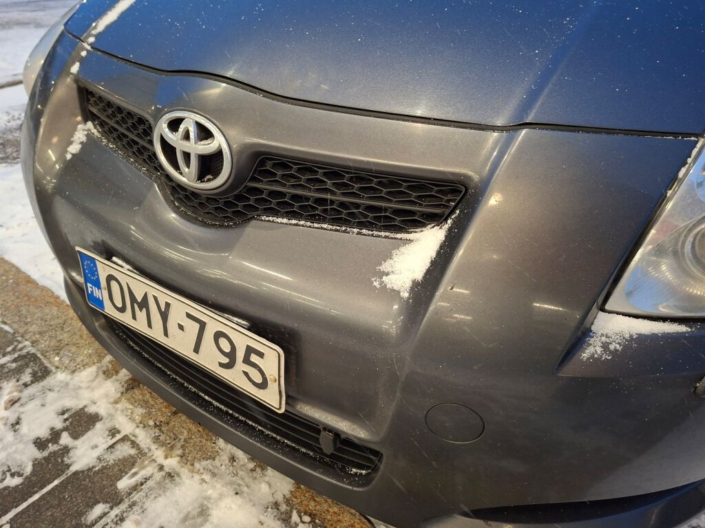Toyota Auris 2007 Harmaa