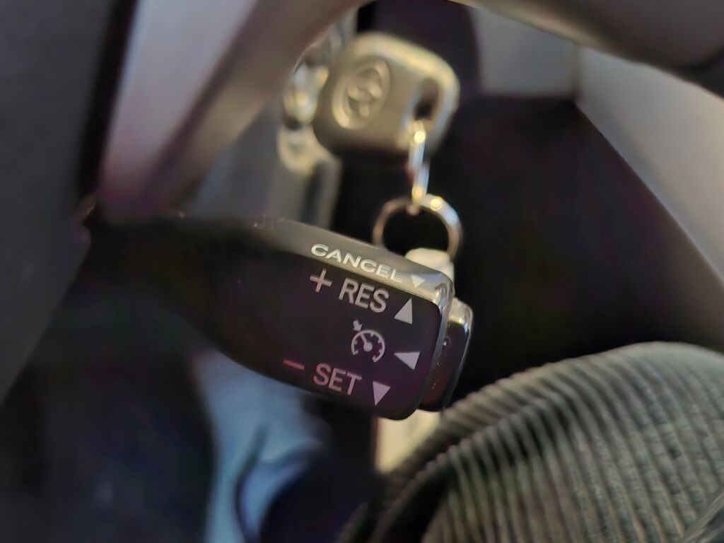 Toyota Auris 2007 Harmaa