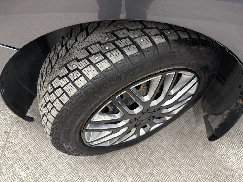 Toyota Auris 2007 Harmaa