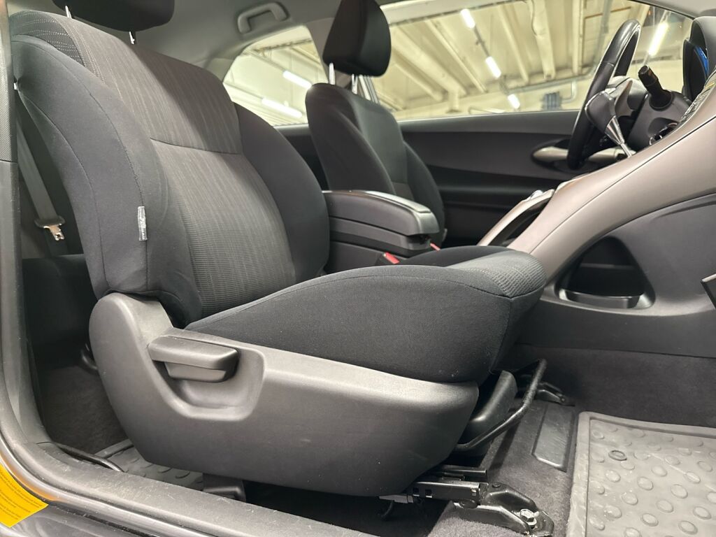 Toyota Auris 2007 Harmaa