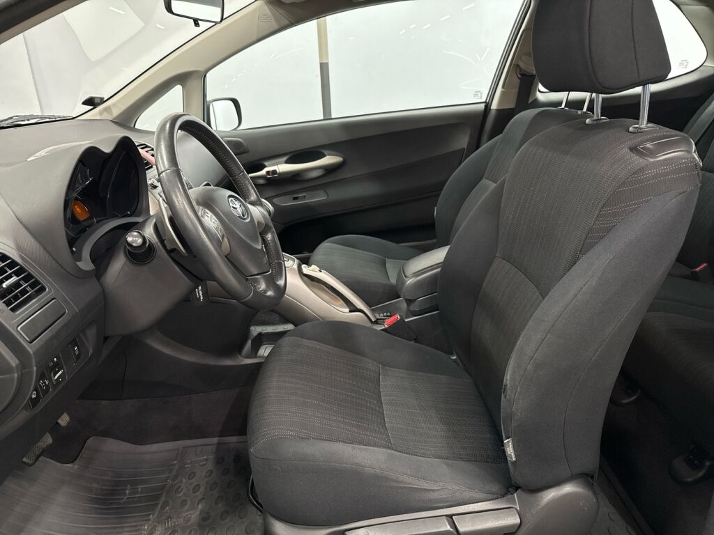 Toyota Auris 2007 Harmaa